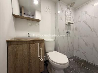 Apartamento de 3 alcobas en arriendo en Guasimalito, Bello, 55 m² · foto 13 de 19