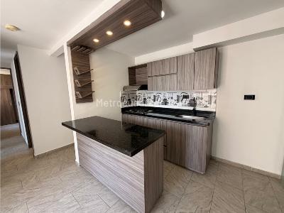 Apartamento de 3 alcobas en arriendo en Guasimalito, Bello, 60 m² · foto 3 de 19