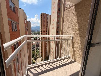 Apartamento de 3 alcobas en arriendo en Guasimalito, Bello, 60 m² · foto 13 de 19