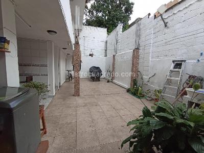 Casa de 5 alcobas en venta en Belén Los Alpes, Medellín, 250 m² · foto 2 de 20