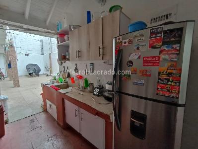 Casa de 5 alcobas en venta en Belén Los Alpes, Medellín, 250 m² · foto 9 de 20