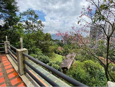 Casa de 4 alcobas en venta en Loma De Las Brujas, Envigado, 1230 m² · foto 17 de 20