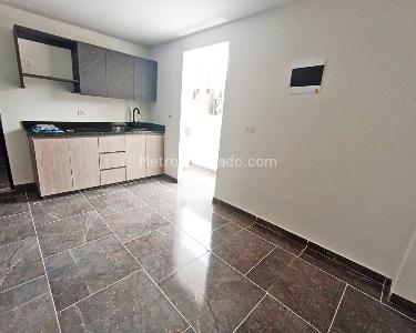 Apartamento de 1 alcoba en venta en Itagüí, Itagüí, 38 m² · foto 3 de 15