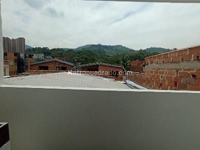 Apartamento de 1 alcoba en venta en Itagüí, Itagüí, 38 m² · foto 7 de 15