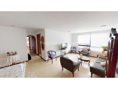 Apartamento de 2 alcobas en venta en El Poblado, Medellín, 105 m² · foto 2 de 17