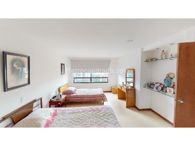 Apartamento de 2 alcobas en venta en El Poblado, Medellín, 105 m² · foto 14 de 17