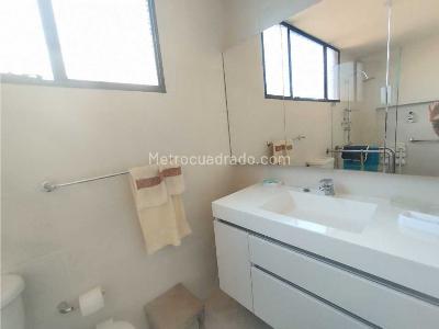 Apartamento de 5 alcobas en venta en El Poblado, Medellín, 280 m² · foto 18 de 20
