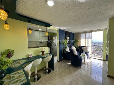 Apartamento de 3 alcobas en venta en Rionegro, Rionegro, 57 m² · foto 2 de 20