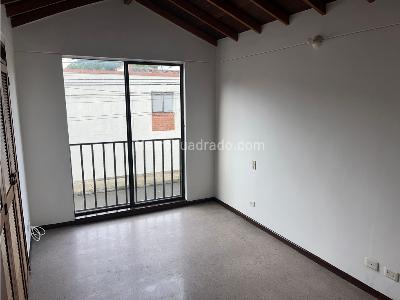 Casa de 5 alcobas en venta en La Mota, Medellín, 144 m² · foto 17 de 20