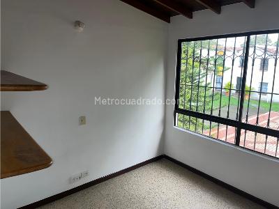 Casa de 5 alcobas en venta en La Mota, Medellín, 144 m² · foto 18 de 20