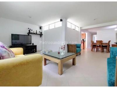 Casa de 4 alcobas en venta en Robledo, Medellín, 204 m² · foto 12 de 20