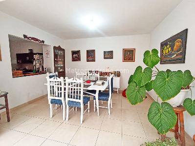 Casa de 4 alcobas en venta en Prado Centro, Medellín, 200 m² · foto 11 de 20
