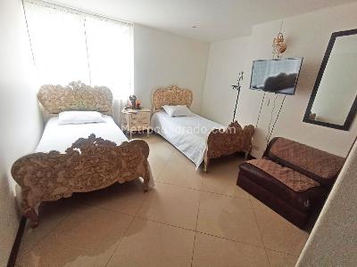 Apartamento de 4 alcobas en venta en Laureles, Medellín, 157 m² · foto 13 de 20