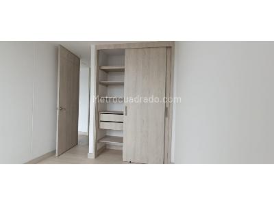 Apartamento de 2 alcobas en venta en El Carmelo, Sabaneta, 85 m² · foto 11 de 13