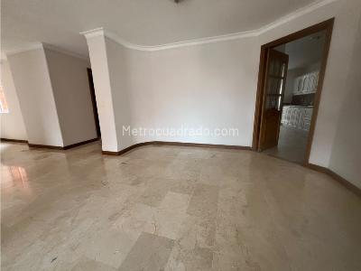Apartamento en venta en Laureles, Medellín · foto 2 de 20