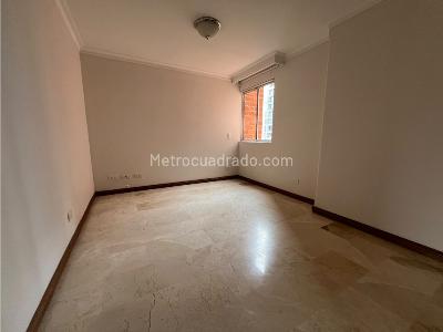 Apartamento en venta en Laureles, Medellín · foto 9 de 20