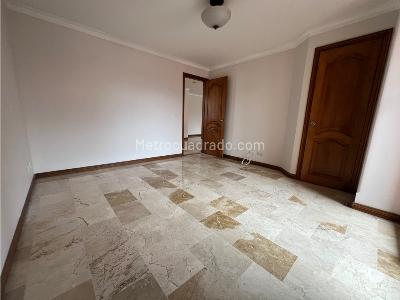 Apartamento en venta en Laureles, Medellín · foto 12 de 20