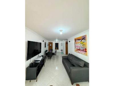 Casa de 4 alcobas en venta en Loma De Los Bernal, Medellín, 157 m² · foto 13 de 14