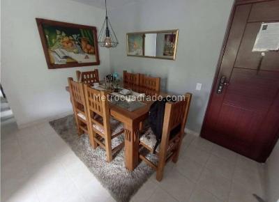 Apartamento de 3 alcobas en venta en Rodeo Alto, Medellín, 64 m² · foto 13 de 20