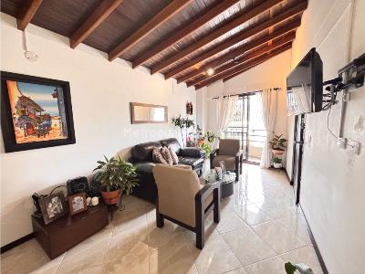 Apartamento en venta en Itagui, Itagüí · foto 3 de 15