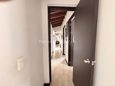 Apartamento en venta en Itagui, Itagüí · foto 9 de 15