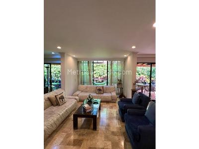 Casa de 3 alcobas en venta en El Esmeraldal, Envigado, 210 m² · foto 4 de 17