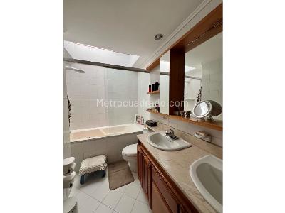 Casa de 3 alcobas en venta en El Esmeraldal, Envigado, 210 m² · foto 15 de 17