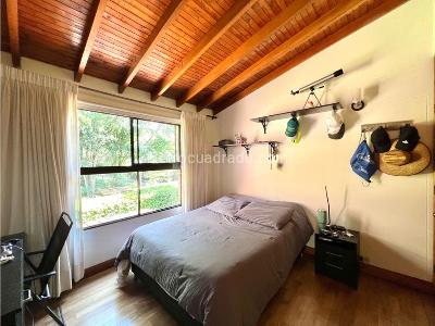 Casa de 3 alcobas en venta en El Esmeraldal, Envigado, 210 m² · foto 16 de 17