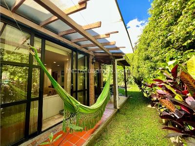 Casa de 3 alcobas en venta en El Esmeraldal, Envigado, 210 m² · foto 17 de 17