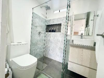 Apartamento de 4 alcobas en venta en El Poblado Manila, Medellín, 180 m² · foto 13 de 15