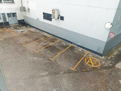 Apartamento de 4 alcobas en venta en El Poblado Manila, Medellín, 180 m² · foto 15 de 15