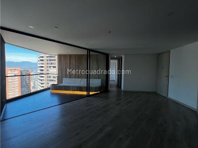 Apartamento en venta en El Poblado, Medellín · foto 5 de 20