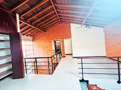 Casa de 5 alcobas en venta en San José, Sabaneta, 346 m² · foto 11 de 20