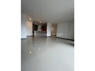 Apartamento de 3 alcobas en venta en Ciudad Del Rio, Medellín, 121 m² · foto 3 de 20