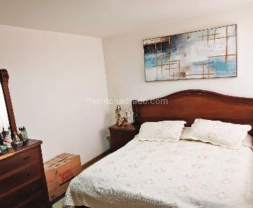 Apartamento de 3 alcobas en venta en Laureles, Medellín, 104 m² · foto 13 de 20