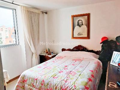 Apartamento de 3 alcobas en venta en Laureles, Medellín, 104 m² · foto 15 de 20