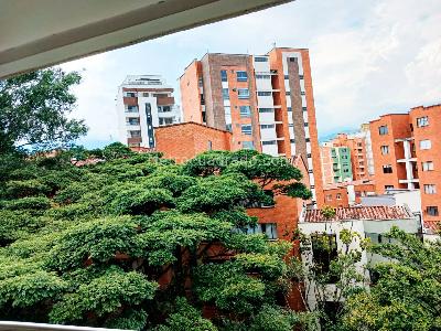 Apartamento de 3 alcobas en venta en Laureles, Medellín, 104 m² · foto 4 de 20