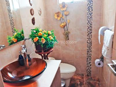 Apartamento de 3 alcobas en venta en Laureles, Medellín, 104 m² · foto 8 de 20