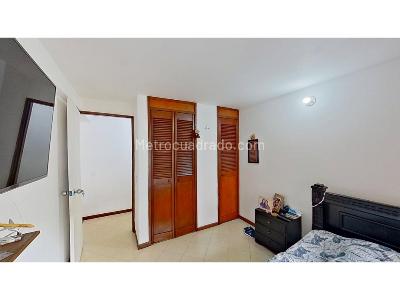 Apartamento en venta en Loma Del Indio, Medellín · foto 8 de 13
