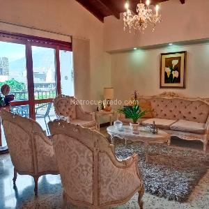 Apartamento de 3 alcobas en venta en Conquistadores, Medellín, 162 m² · foto 2 de 20