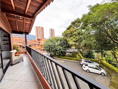 Casa de 3 alcobas en venta en Los Puertos, Bello, 82 m² · foto 4 de 16