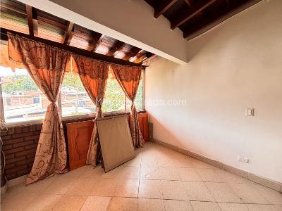 Casa de 3 alcobas en venta en Los Puertos, Bello, 82 m² · foto 10 de 16