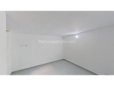 Apartamento de 3 alcobas en venta en Valerias, Bello, 75 m² · foto 10 de 19