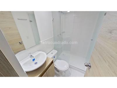 Apartamento de 3 alcobas en venta en Valerias, Bello, 75 m² · foto 18 de 19