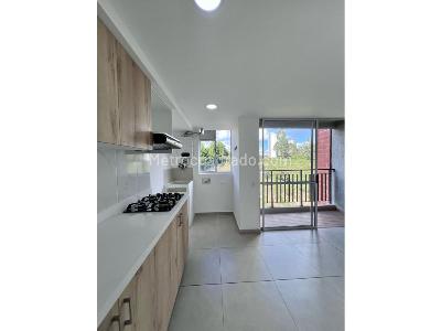 Apartamento de 2 alcobas en venta en Fontibon, Rionegro, 61 m² · foto 4 de 20