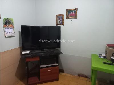 Casa de 5 alcobas en venta en Cristobal, Medellín, 198 m² · foto 5 de 15