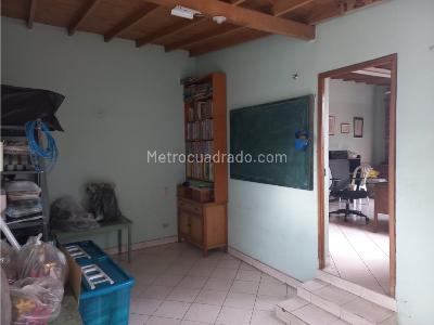 Casa de 5 alcobas en venta en Cristobal, Medellín, 198 m² · foto 12 de 15