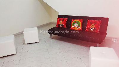 Casa de 5 alcobas en venta en El Nogal, Medellín, 198 m² · foto 6 de 17
