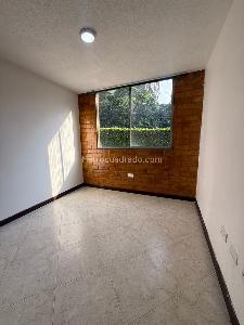 Apartamento de 3 alcobas en venta en Belen Loma De Los Bernal, Medellín, 85 m² · foto 10 de 20