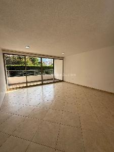 Apartamento de 3 alcobas en venta en Belen Loma De Los Bernal, Medellín, 85 m² · foto 2 de 20
